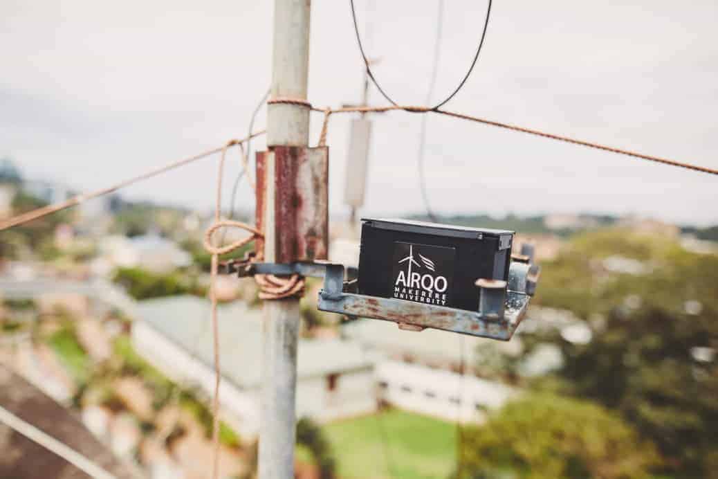 Outdoor air quality monitor