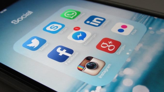 Social media networks in one group on an iPhone